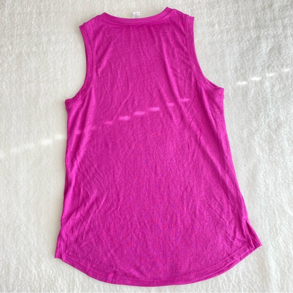 Athleta NWOT Women's Crew Neck Breezy Tank Top, Pink, Size M - Picture 2 of 6